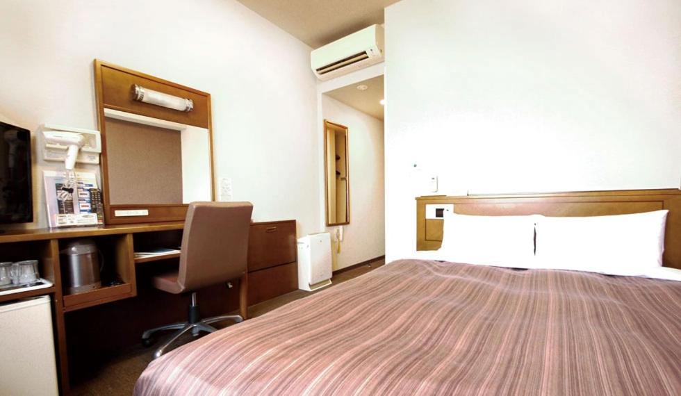 Hotel Route-Inn Yatsushiro Extérieur photo